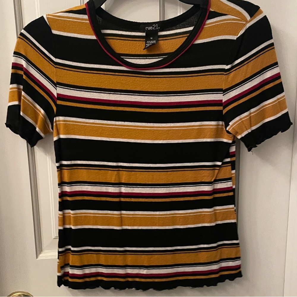 Short sleeve shirt